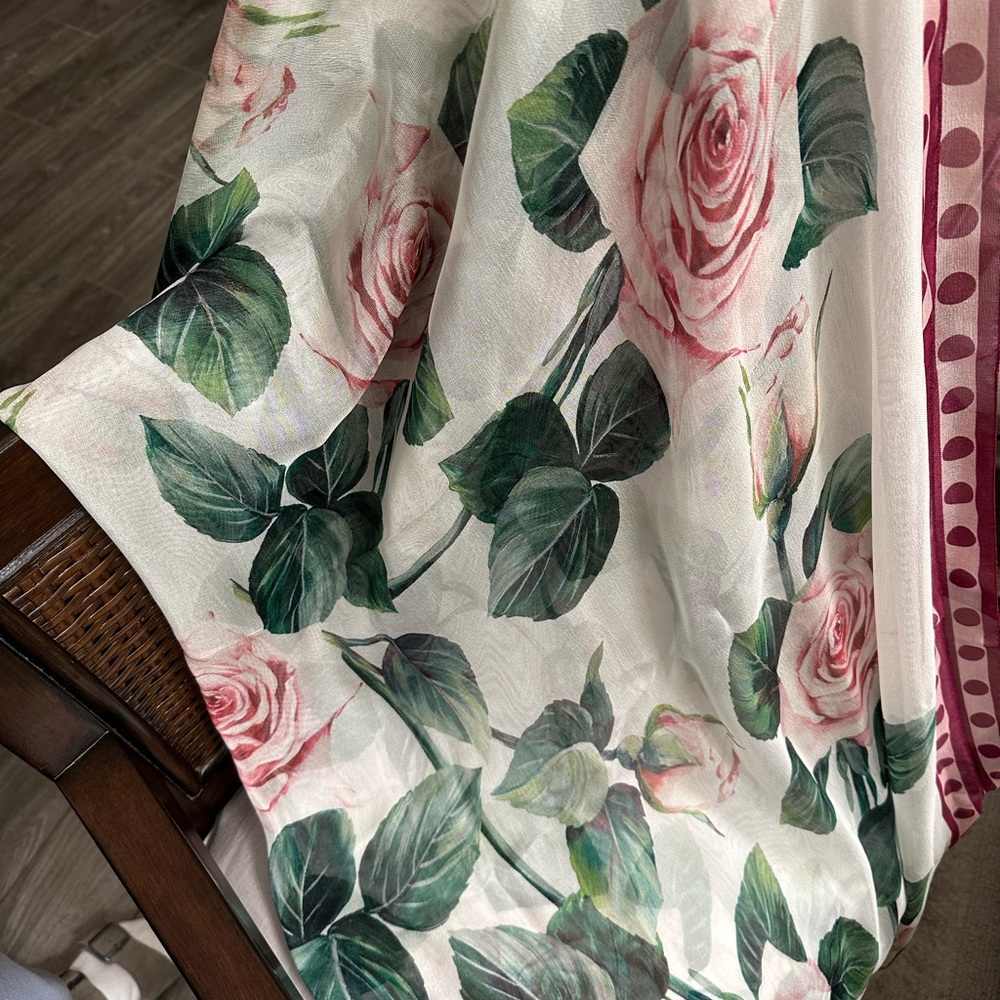 Dolce and Gabbana Floral Scarf - Picture 4 of 8